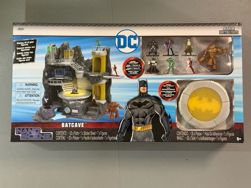 Batman batcave nano scene - batcave,